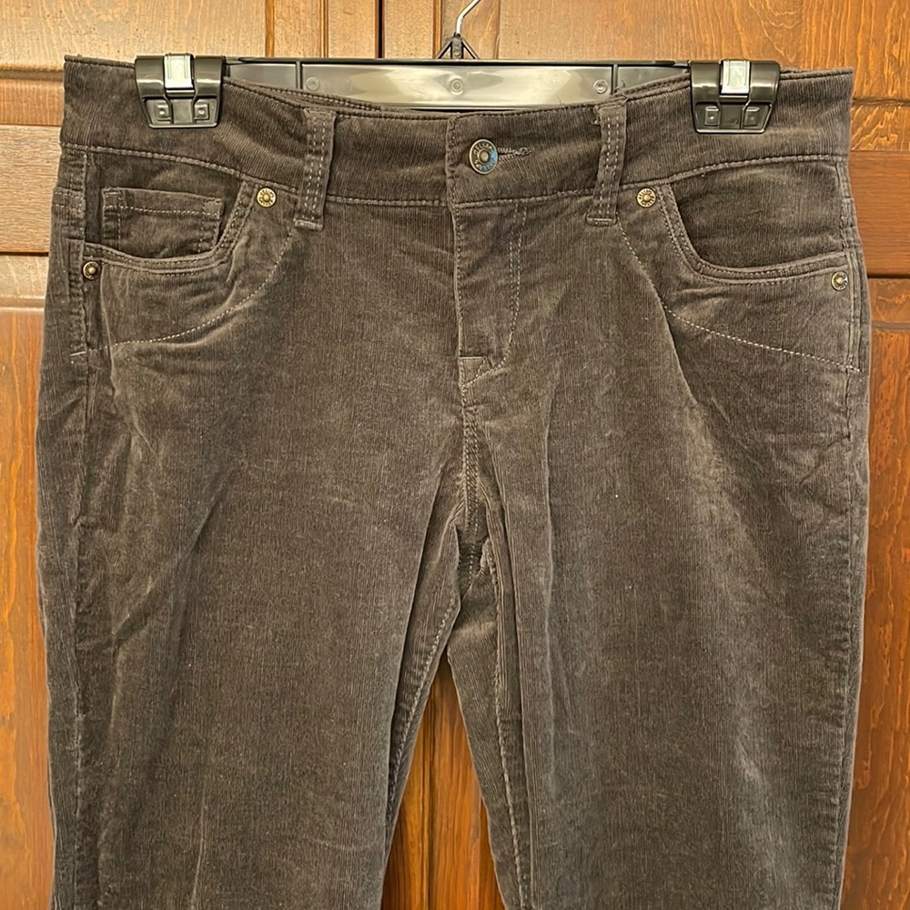 Delia’s Gray Corduroy Pants